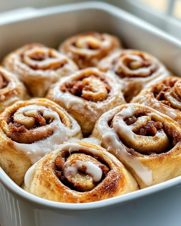Homemade Apple Cinnamon Rolls recipe photo