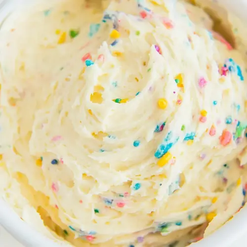Homemade Easy Funfetti Frosting Recipe photo